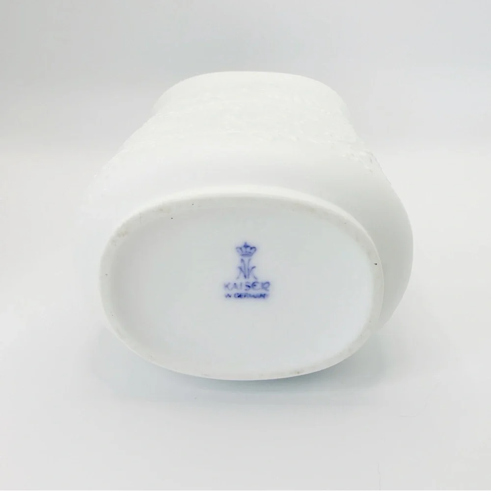 Kaiser W Germany Vase Bisque Porcelain 7